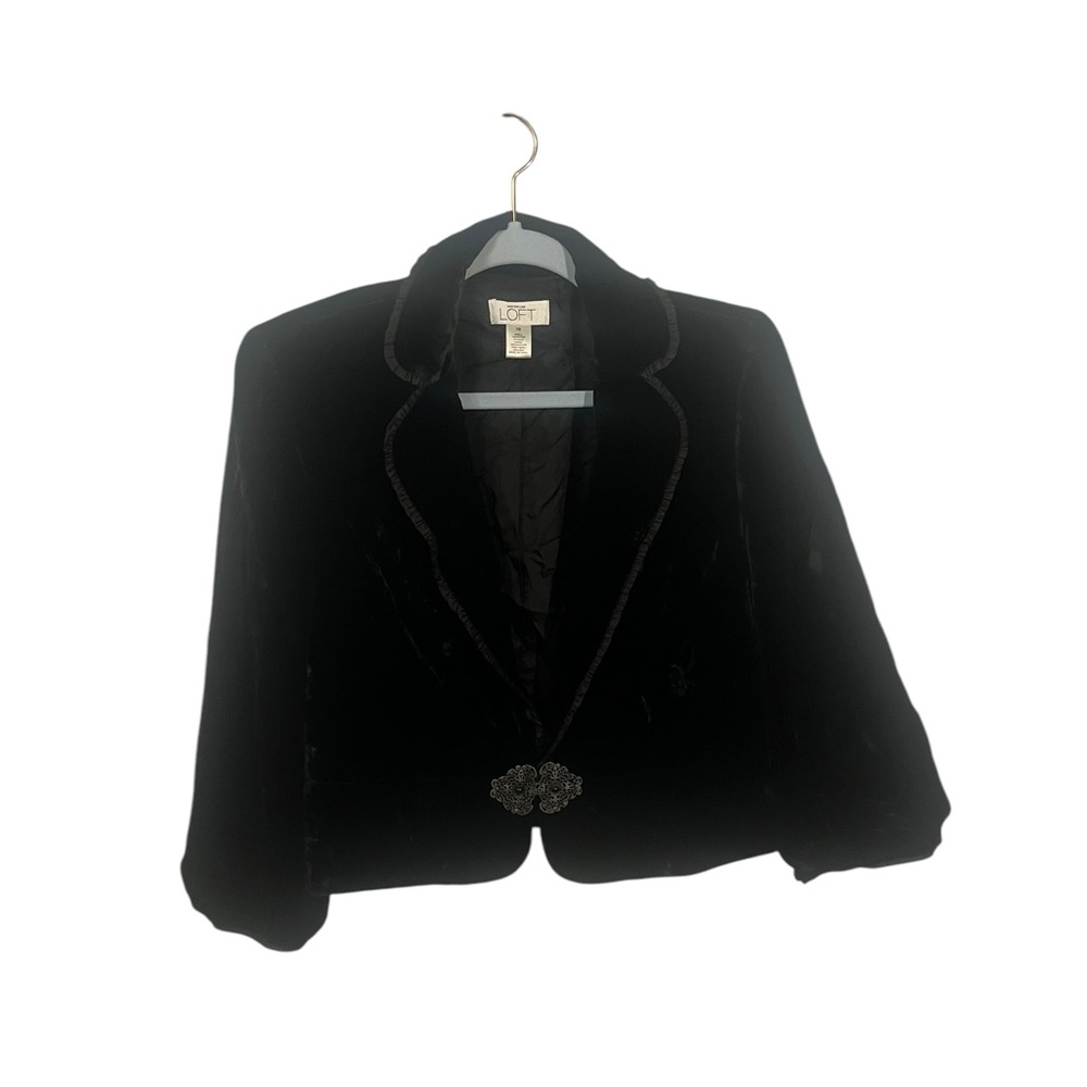 Vintage LOFT Women's Black Velvet Jacket Metal Buckle Ruffle Collar